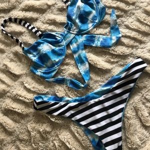 SOLD!! Splashing Pirate Moana set!